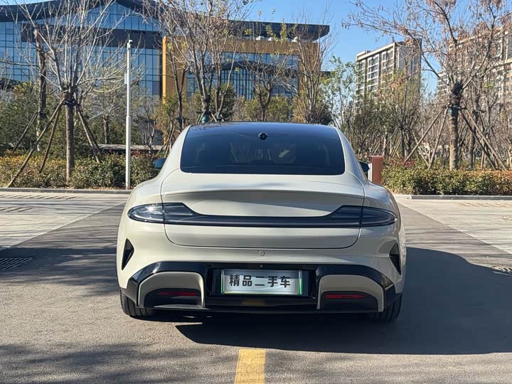 Фото 15 - Xiaomi SU7