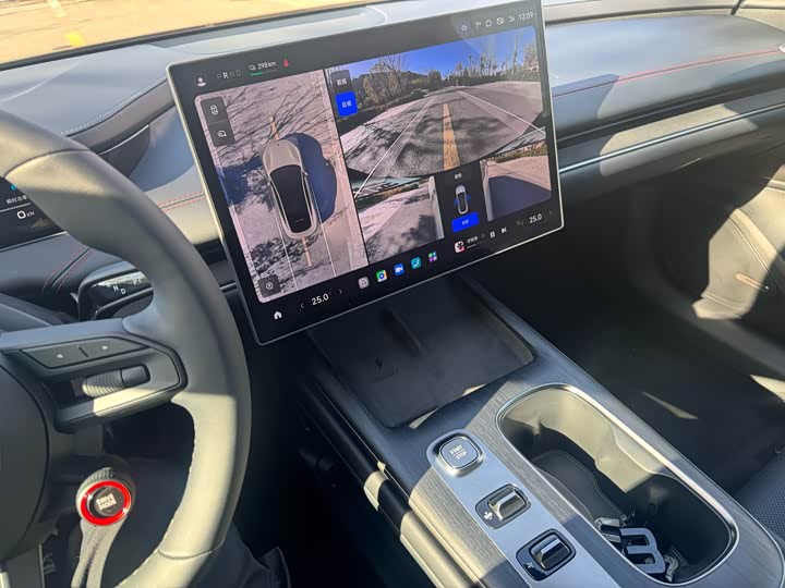 Фото 7 - Xiaomi SU7