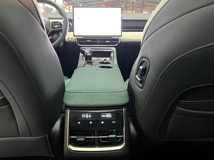 Фото 10 - Jetour Shanhai L9