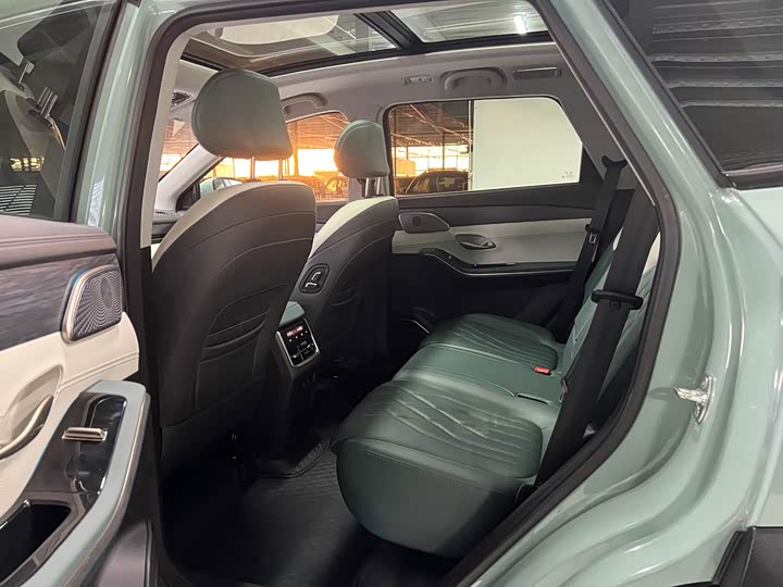 Фото 9 - Jetour Shanhai L9