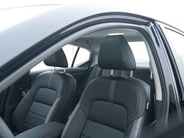 Фото 13 - Nissan Sylphy