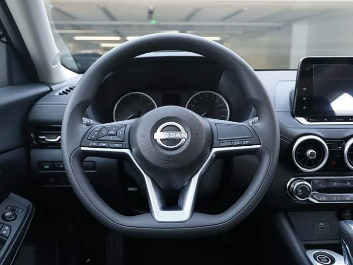 Фото 20 - Nissan Sylphy