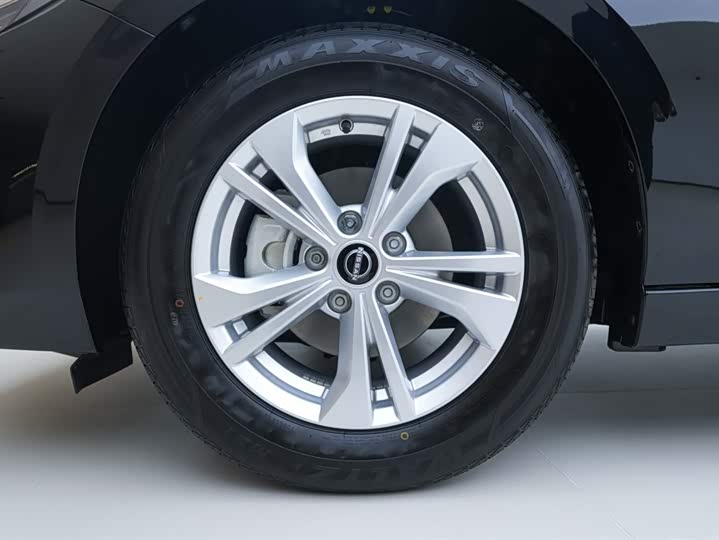 Фото 21 - Nissan Sylphy