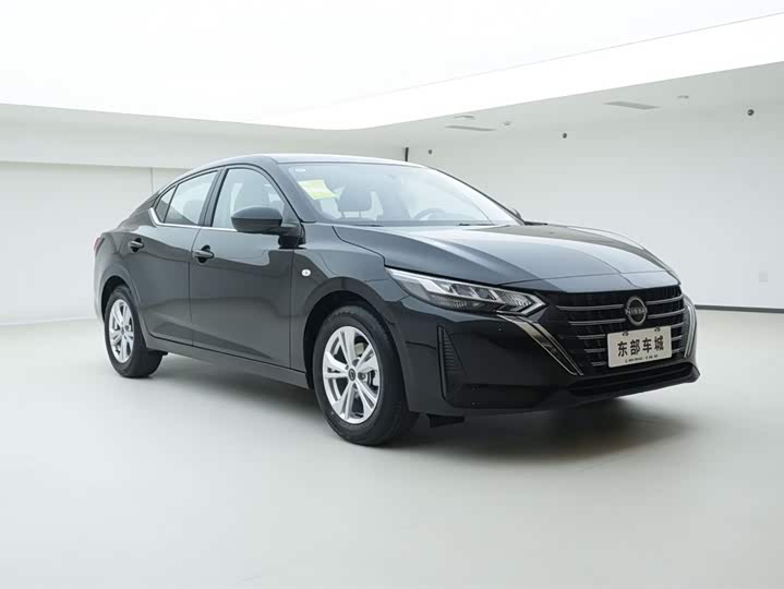 Фото 3 - Nissan Sylphy