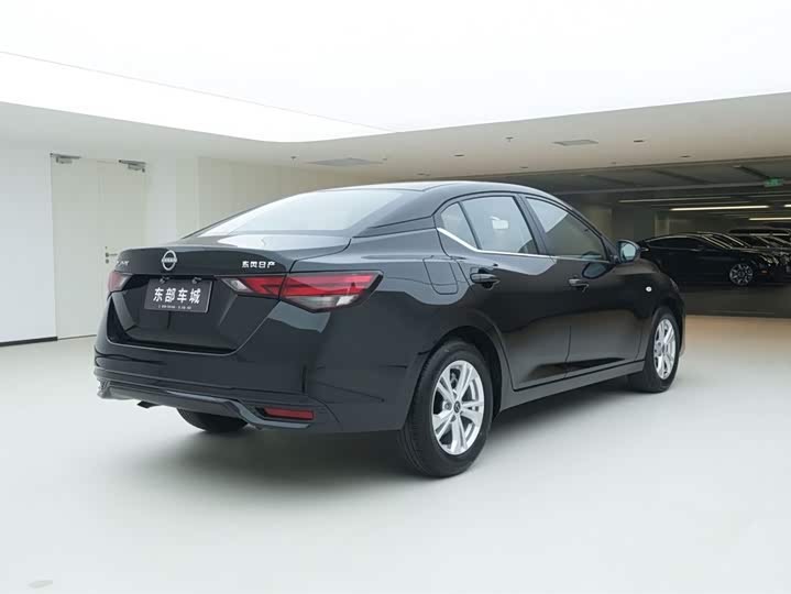 Фото 7 - Nissan Sylphy