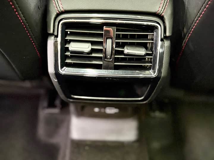 Фото 17 - Skoda Karoq