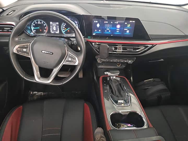 Фото 10 - Changan Oshan X5