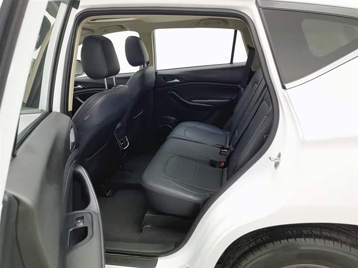 Фото 15 - BYD Song