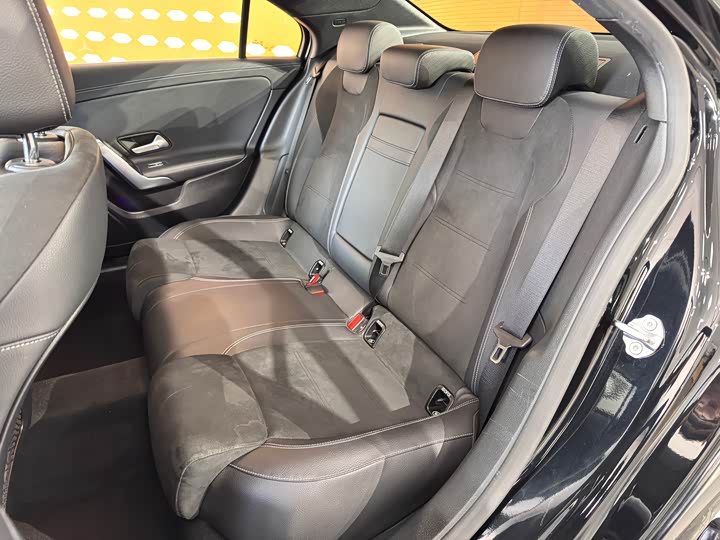 Фото 13 - Mercedes-Benz A-Class