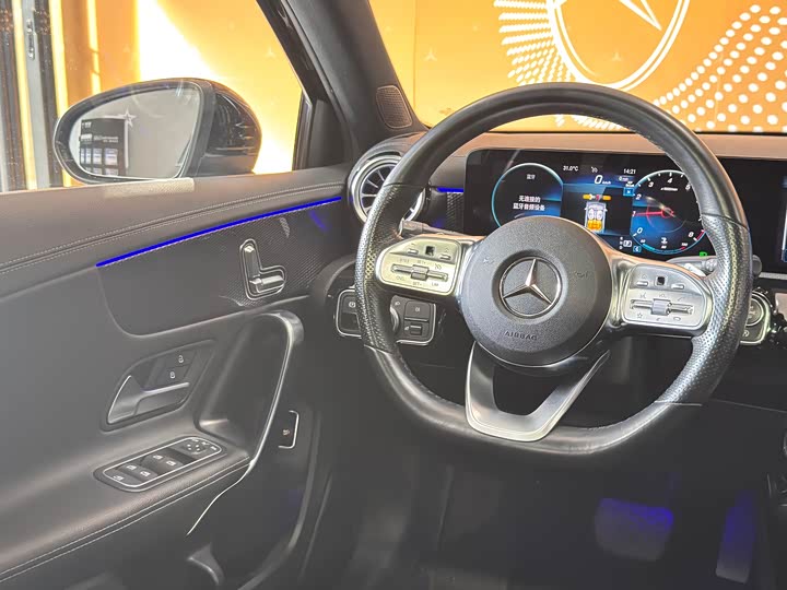 Фото 16 - Mercedes-Benz A-Class