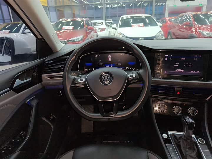 Фото 11 - Volkswagen Sagitar L