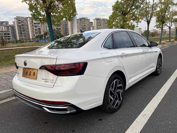 Фото 5 - Volkswagen Sagitar L