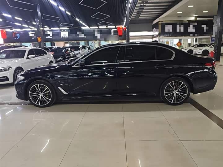 Фото 5 - BMW 5 Series