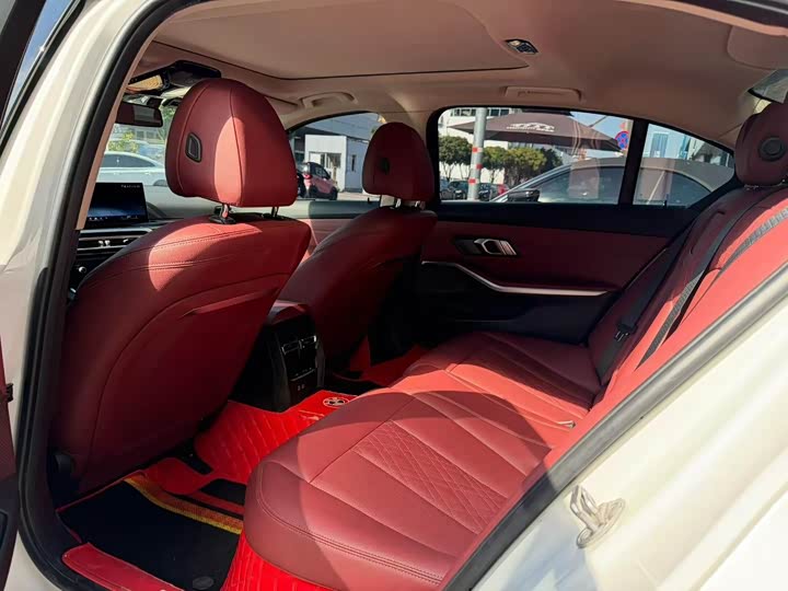 Фото 3 - BMW 3 Series