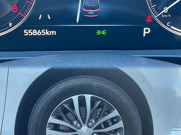 Фото 17 - Buick GL8 ES