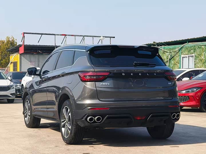 Фото 7 - Geely Coolray