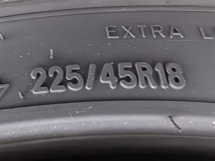 Фото 24 - Mercedes-Benz C-Class