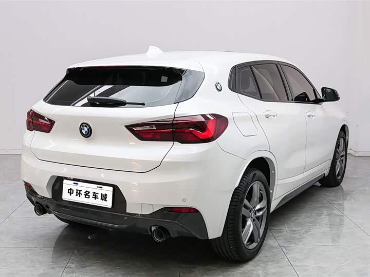 Фото 22 - BMW X2