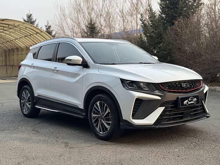 Фото 3 - Geely Coolray