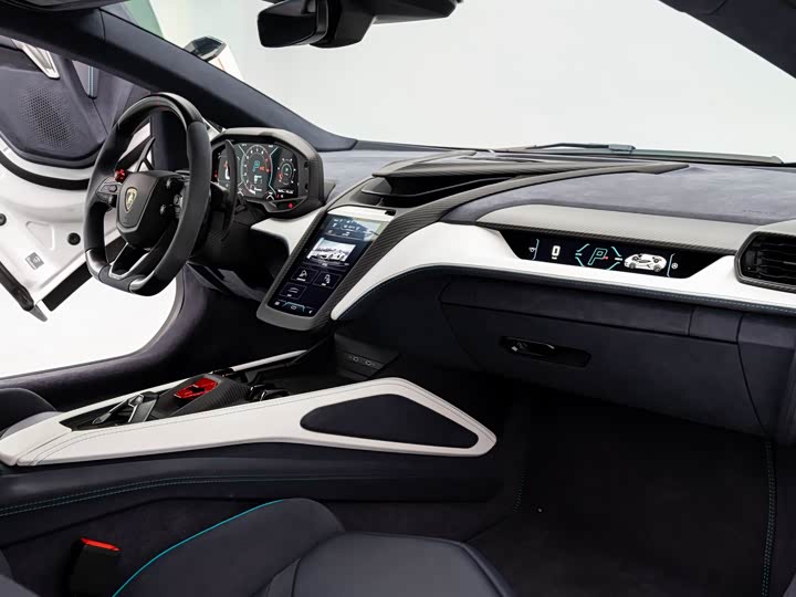 Фото 18 - Lamborghini Revuelto