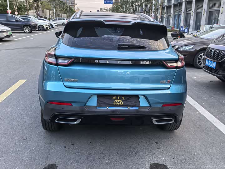 Фото 10 - Geely Emgrand GS