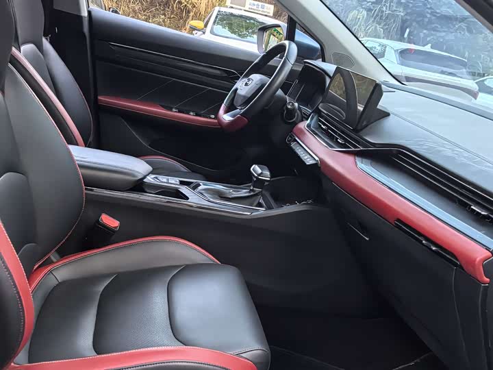 Фото 7 - Geely Emgrand GS