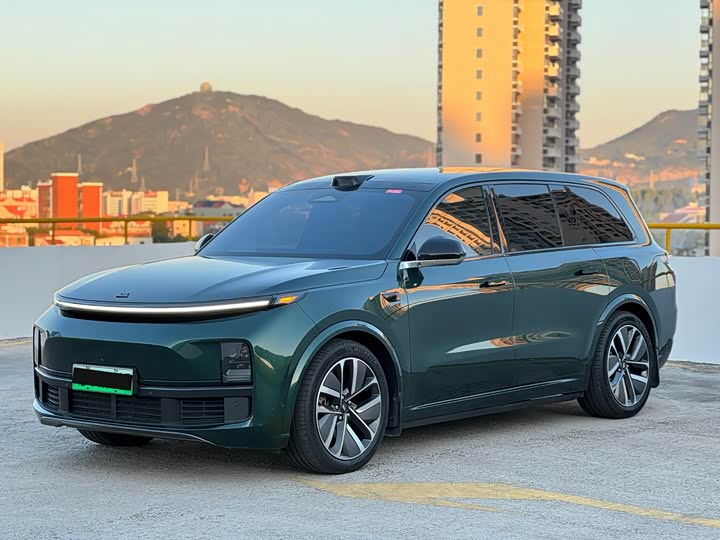 Фото 1 - LiXiang L9