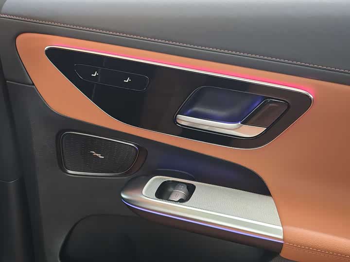 Фото 12 - Mercedes-Benz GLC-Class