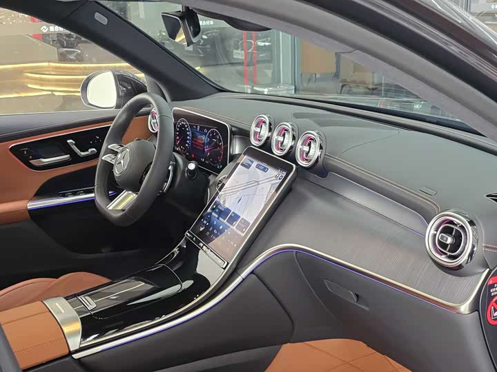 Фото 17 - Mercedes-Benz GLC-Class