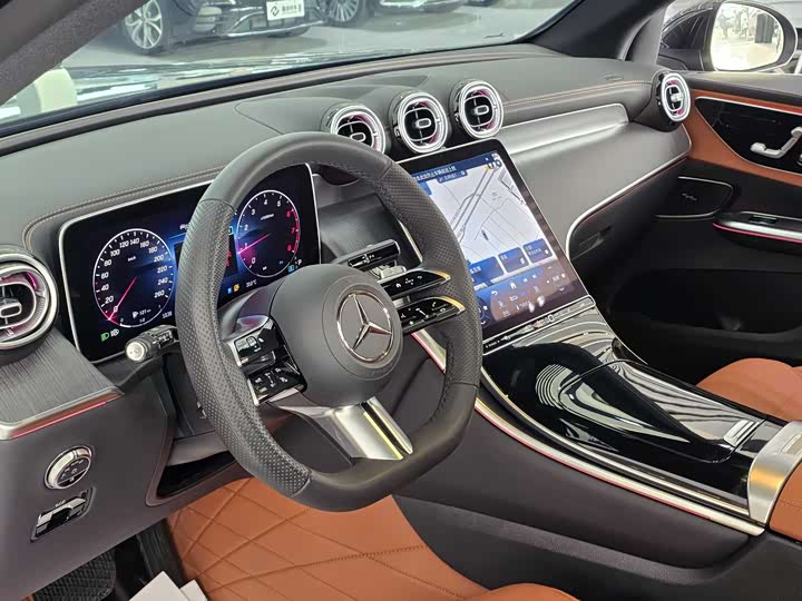 Фото 4 - Mercedes-Benz GLC-Class