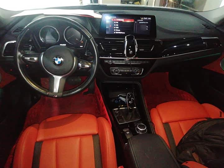 Фото 10 - BMW 1 Series