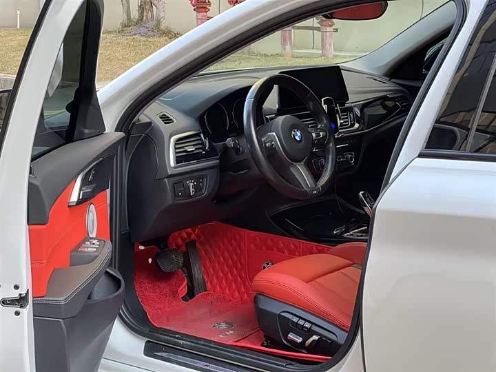 Фото 16 - BMW 1 Series