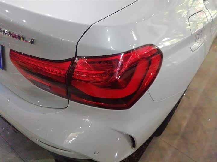 Фото 8 - BMW 1 Series