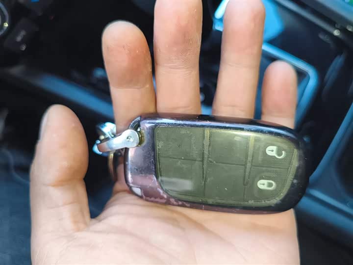 Фото 10 - Jeep Compass