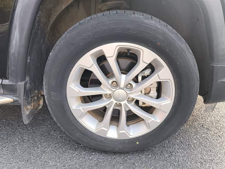 Фото 9 - Jeep Compass