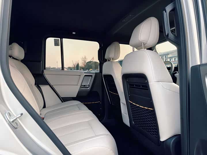 Фото 10 - Chery iCar V23