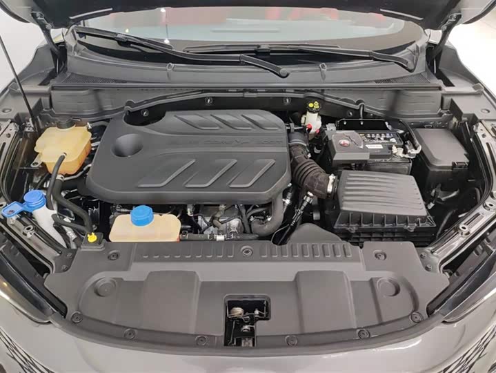 Фото 10 - Changan UNI-T