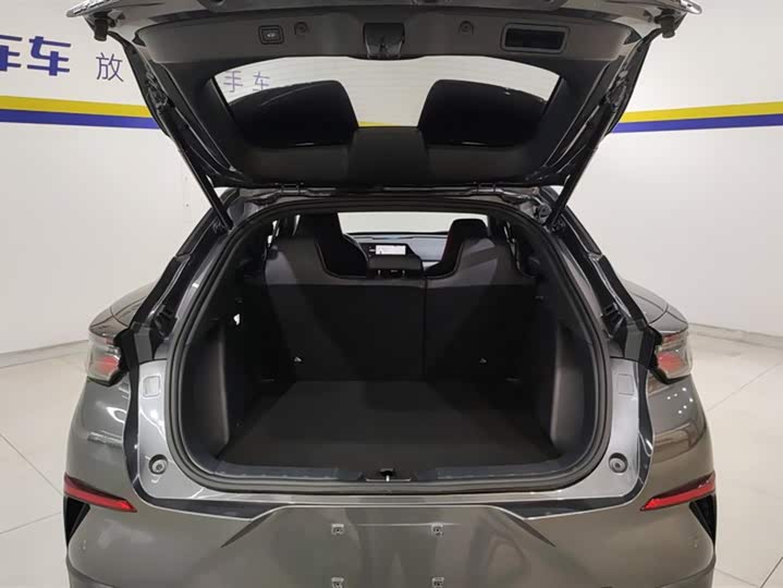 Фото 4 - Changan UNI-T