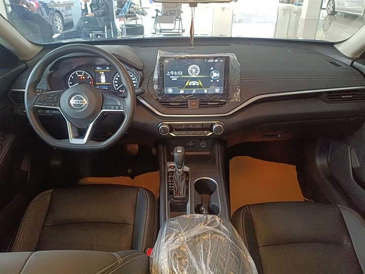 Фото 10 - Nissan Teana