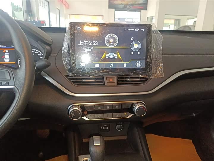 Фото 13 - Nissan Teana