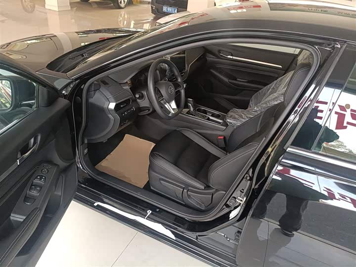 Фото 16 - Nissan Teana