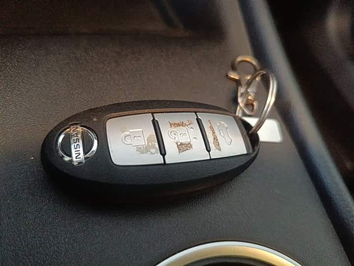 Фото 9 - Nissan Teana