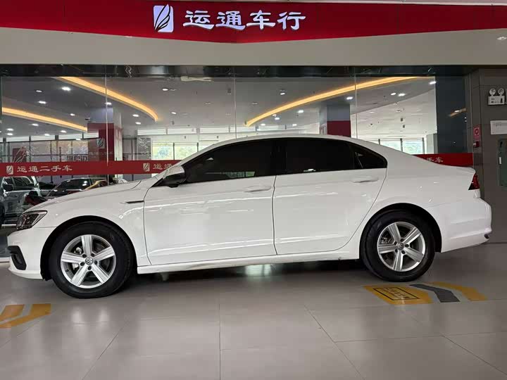 Фото 3 - Volkswagen Lamando L