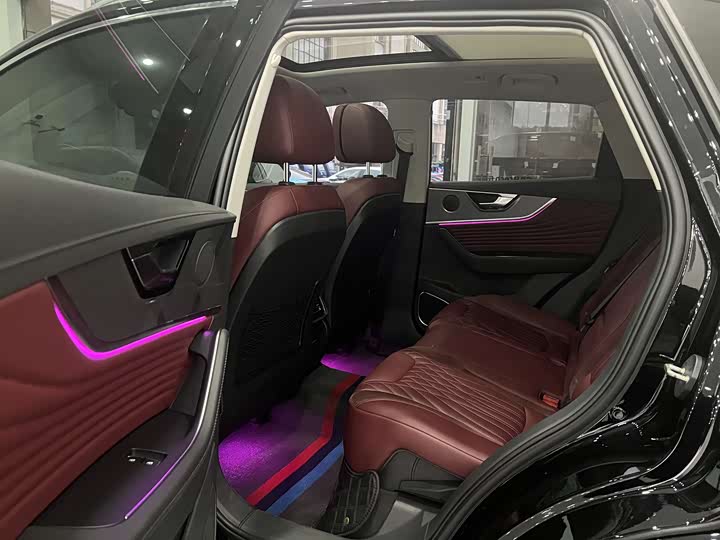 Фото 6 - Hongqi HS5