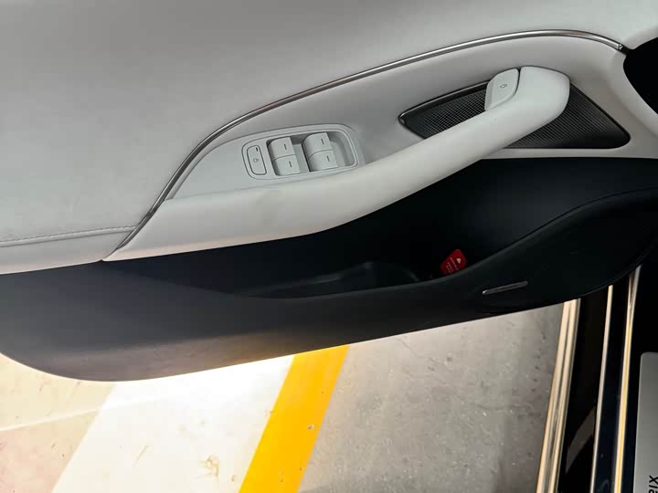 Фото 13 - Xiaomi SU7