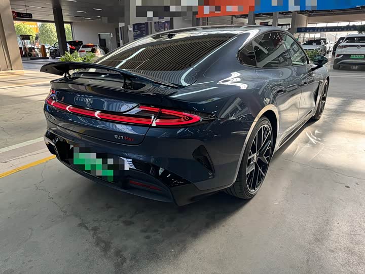 Фото 14 - Xiaomi SU7