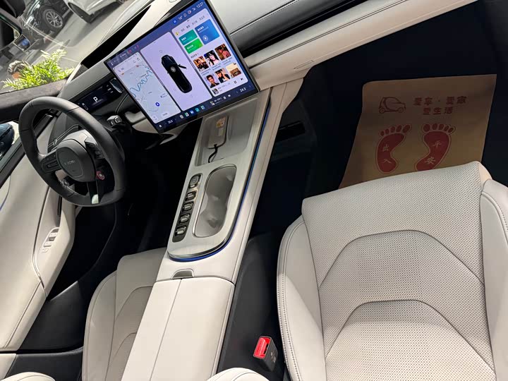 Фото 6 - Xiaomi SU7