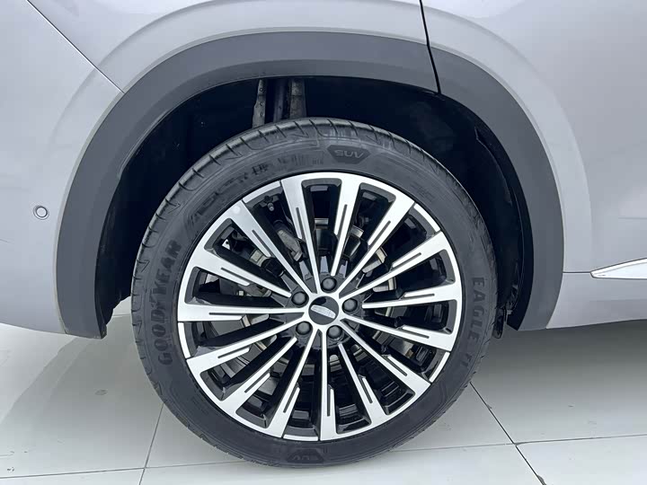 Фото 26 - Geely Monjaro Thor Hybrid