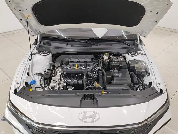 Фото 10 - Hyundai Elantra N line