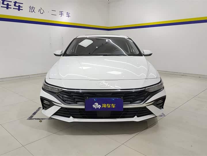Фото 2 - Hyundai Elantra N line